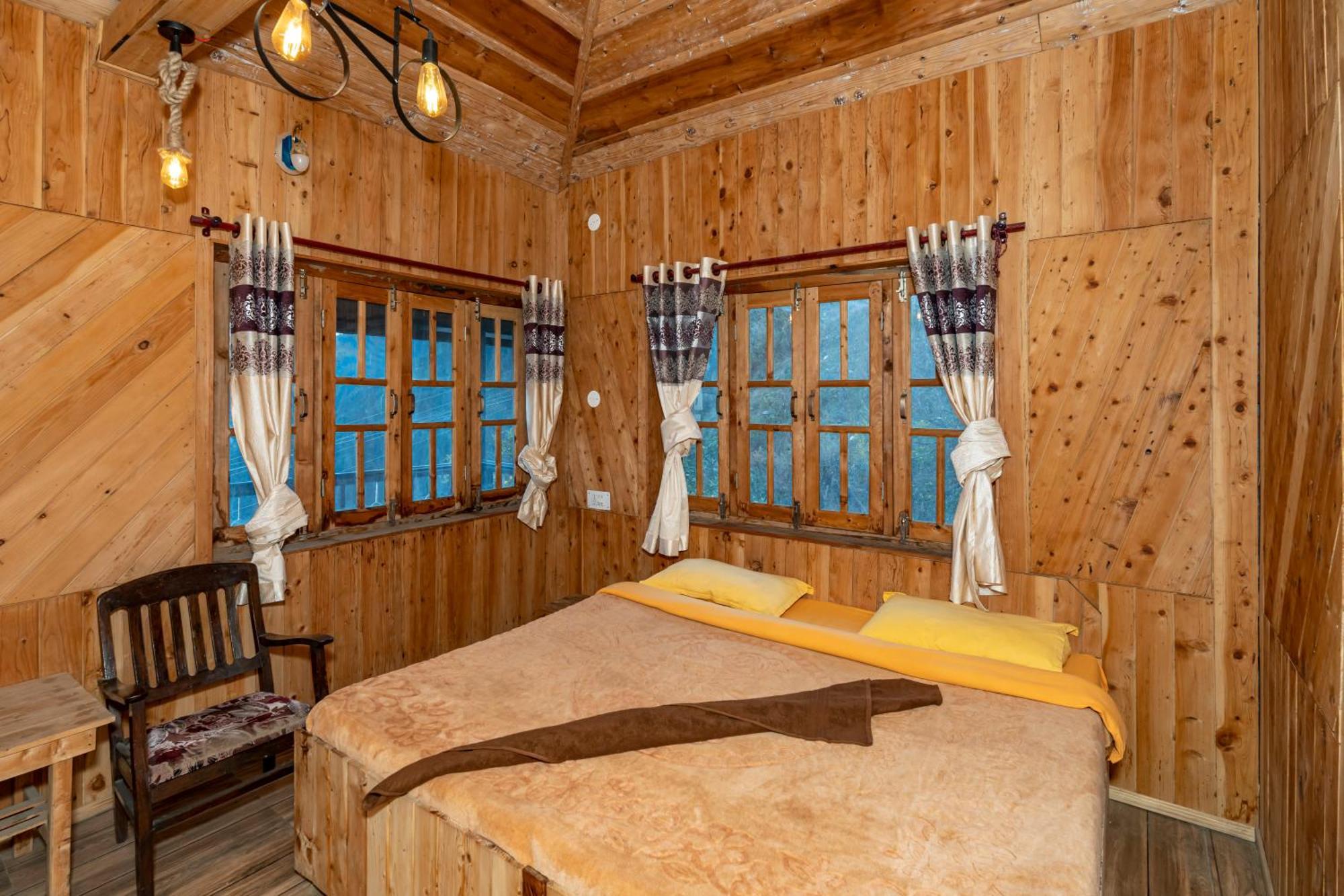 น็อตออนแม็บ - มิสติก วิลเลจ Apartment Khajjiar ภายนอก รูปภาพ