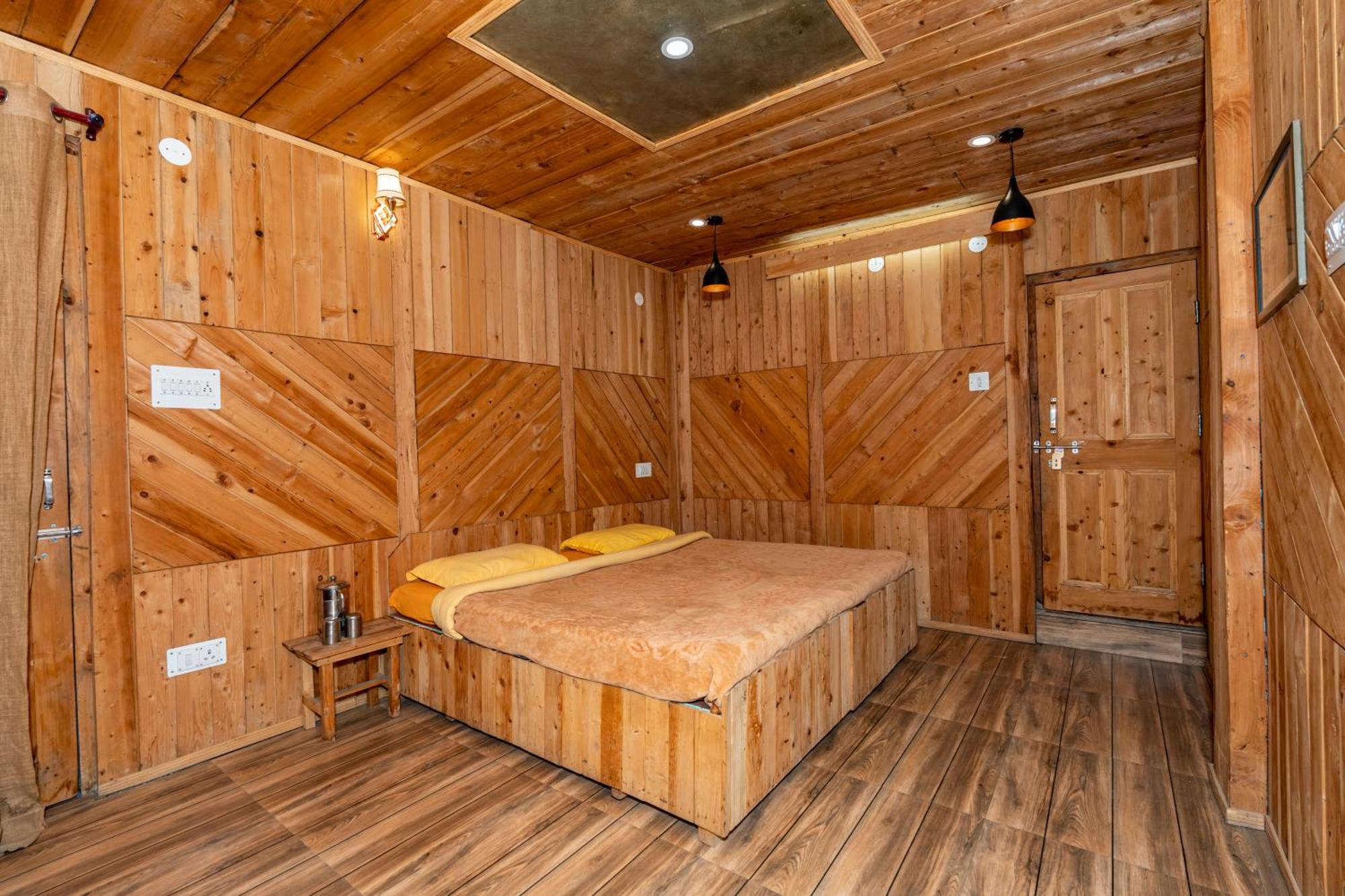 น็อตออนแม็บ - มิสติก วิลเลจ Apartment Khajjiar ภายนอก รูปภาพ